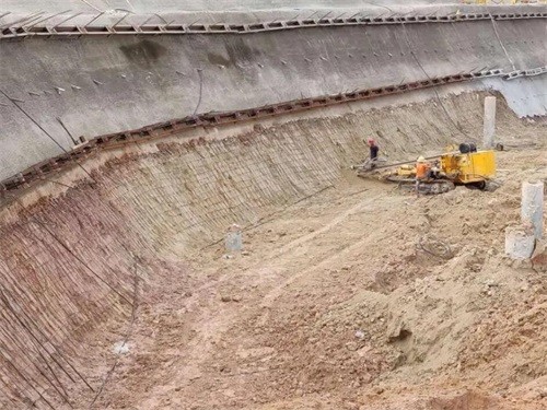 锦江基坑边坡加固